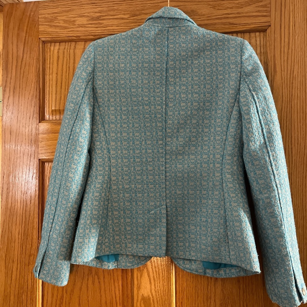 Chic Blue Patterned Blazer - image 2